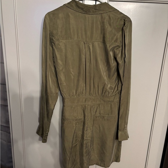 Paige Anessa Longleeve
Dress-vintage forest Medium - Picture 7 of 7
